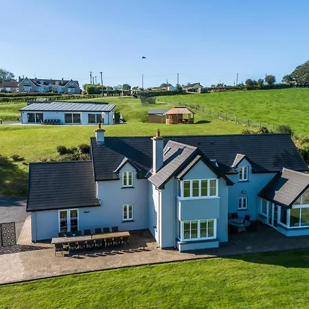 Four Winds,kinsale Town,exquisite Homes,sleeps 26 Vakantiehuis