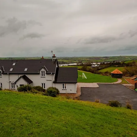Vakantiehuis Four Winds,kinsale Town,exquisite Homes,sleeps 26 Kinsale